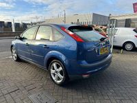 Used Ford Focus Zetec 123 HP (90 kW) 2008 Blue Hatchback