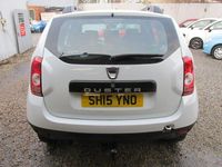 Used Dacia Duster Ambiance 2015 White Hatchback