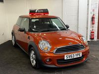 Begagnad Mini ONE Hatch 2013 Orange Halvkombi