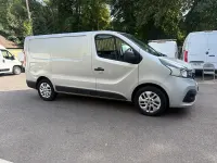Used Renault Trafic 2017 Silver MPV