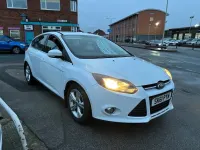 Used Ford Focus Zetec 115 HP (84 kW) 2011 White Hatchback