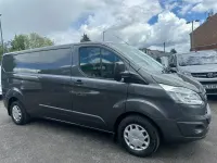 Usado Ford Transit Custom Trend 125 CV (91 kW) 2015 Gris Van