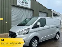 Usado Ford Transit Custom Limited 130 HP (95 kW) 2020 Prateado Van