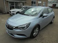 Used Vauxhall Astra Design Edition 150 HP (110 kW) 2016 Silver Hatchback