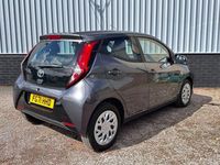 Used Toyota Aygo X-play 70 HP (51 kW) 2022 Black