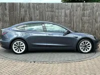 Usado Tesla Model 3 Long Range AWD 366 kW (498 HP) 2023 Cinzento Sedan