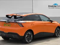 Used MG MG4 EV Trophy 150 kW (204 HP) 2023 Orange Hatchback