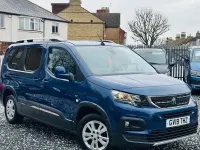 Begagnad Peugeot Rifter Allure 131 HK (96 kW) 2019 Blå Minibuss