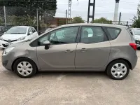 Used Vauxhall Meriva 100 HP (73 kW) 2011 Brown MPV
