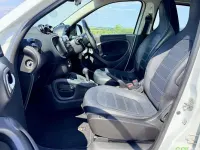 Used Smart ForFour Prime 90 HP (66 kW) 2016 White Hatchback