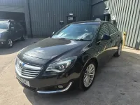 Begagnad Vauxhall Insignia Design Edition 140 HK (102 kW) 2014 Svart Halvkombi