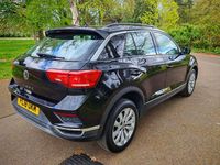 Used VW T-Roc SE 115 HP (84 kW) 2018 Black SUV
