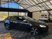 Usado Volvo V40 R-Design 120 HP (88 kW) 2017 Preto Citadino