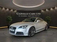 Usado Audi TT Black Edition 170 HP (125 kW) 2012 Prateado Coupé