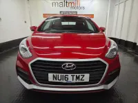 Used Hyundai i30 Turbo 183 HP (134 kW) 2016 Red Hatchback