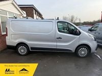 Used Renault Trafic Business 2015 Silver MPV