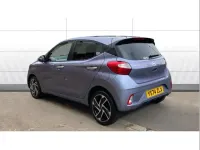 Used Hyundai i10 Premium 62 HP (45 kW) 2024 Blue Hatchback