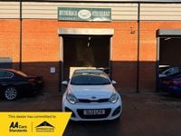 Used Kia Rio 107 HP (78 kW) 2012 White Hatchback