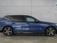 Used BMW 530e M Sport 295 HP (216 kW) 2025 Blue Estate