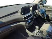 Used Hyundai Tucson SE 132 HP (97 kW) 2018 Grey SUV