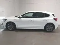 Used Ford Focus ST-Line 125 HP (91 kW) 2023 White Hatchback