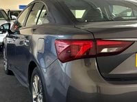 Used Toyota Avensis Business Edition 143 HP (105 kW) 2018 Grey Sedan