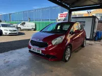 Używany Kia Venga 89 KM (65 kW) 2016 Czerwony Hatchback