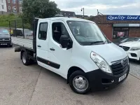 Used Vauxhall Movano 125 HP (91 kW) 2016 White MPV