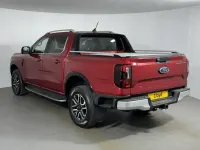 Used Ford Ranger Platinum 240 HP (176 kW) 2025 Red Pickup