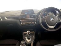 Used BMW 118 Sport Line 136 HP (100 kW) 2019 White Hatchback