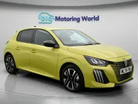 Used Peugeot 208 Allure 101 HP (74 kW) 2024 Yellow Hatchback