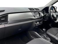 Used Skoda Fabia SE L 94 HP (69 kW) 2021 Race blue metallic Estate