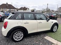 Used Mini Cooper Hatch 2015 White Hatchback