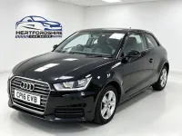 Used Audi A1 Comfort 95 HP (69 kW) 2016 Black Hatchback