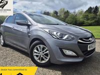 Usado Hyundai i30 Active 110 HP (80 kW) 2013 Cinzento Citadino