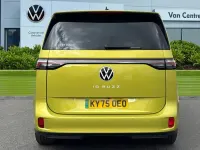 Używany VW ID. Buzz Pro 210 kW (286 KM) 2025 Żółty Minivan