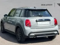 Begagnad Mini Cooper Classic 134 HK (98 kW) 2022 Grå Halvkombi
