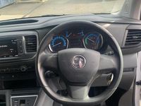 Used Vauxhall Vivaro 98 kW (134 HP) 2022 White MPV