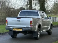 Used Toyota HiLux 2009 Silver Pickup