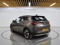 Used Vauxhall Grandland X SRi 130 HP (95 kW) 2020 Grey SUV