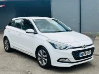 Used Hyundai i20 SE 84 HP (61 kW) 2016 White Hatchback