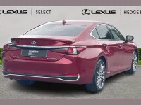 Used Lexus ES300H 214 HP (157 kW) 2021 Red Sedan