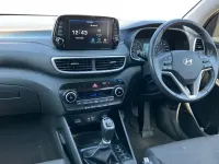 Used Hyundai Tucson SE 132 HP (97 kW) 2018 White SUV