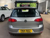 Usado VW Golf VII SE 2014 Prateado Citadino