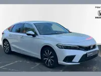 Begagnad Honda Civic Elegance 143 HK (105 kW) 2025 Vit Halvkombi