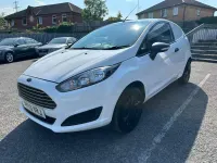 Used Ford Fiesta 75 HP (55 kW) 2013 White Van