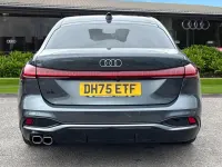 Usado Audi A5 S-Line 204 HP (150 kW) 2026 Cinzento Sedan