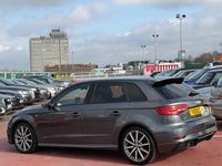Begagnad Audi A3 Black Edition 116 HK (85 kW) 2019 Grå Sedan
