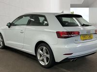 Begagnad Audi A3 Sport 150 HK (110 kW) 2017 Vit Halvkombi