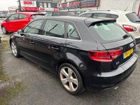 Used Audi A3 Sportback Sport 105 HP (77 kW) 2014 Black Hatchback